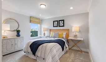6128 N Trailwoods Dr, Ann Arbor, MI 48103