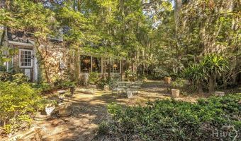 905 Goebel Ave, Savannah, GA 31404