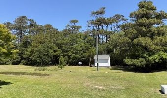 448 Seashore Dr, Atlantic, NC 28511