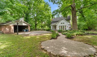 12104 Locust Ln, Anchorage, KY 40223