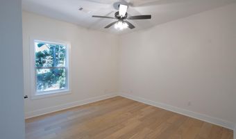 1042 Skyline Dr, Alexander, AR 72103