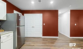 10 Middleton Ln, Atmore, AL 36502