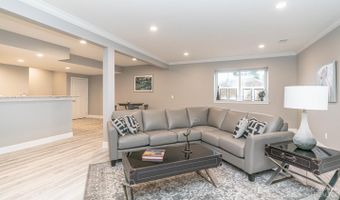 4229 Loon Ln, Ann Arbor, MI 48103
