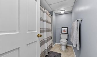 1331 Parkview Valley Dr, Ballwin, MO 63011