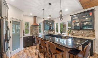 26 Hanaford Rd, Blanchard, ID 83804