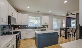 10926 W Locust Ln, Avondale, AZ 85323