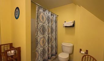 18 Ohandley Dr, Amenia, NY 12501
