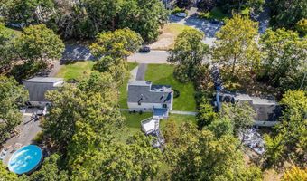 91 Highland Dr, Barnegat, NJ 08005