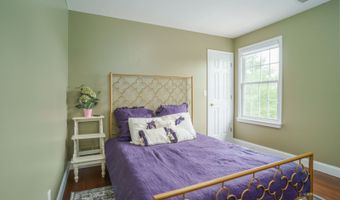 8750 Lavelle Rd, Athens, OH 45701