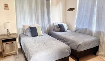 76-227 E ROYAL POINCIANA Dr B, Kailua Kona, HI 96740