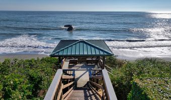97972 SEA BREEZE Way, Brookings, OR 97415