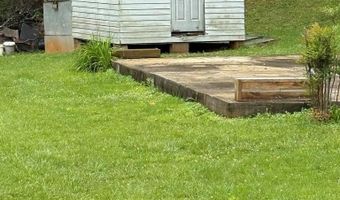 90 Healms Rd, Bassett, VA 24055