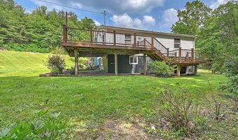 221 Mountain Edge Dr, Beaver, WV 25813