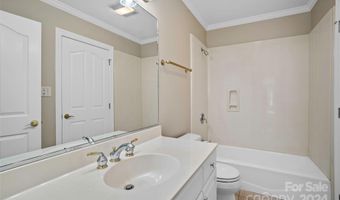 2 Creekside Way, Asheville, NC 28804