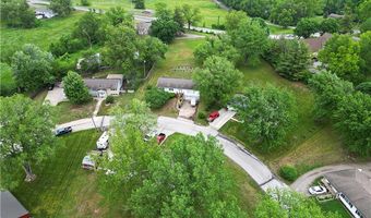 2213 Millwood Dr, Atchison, KS 66002
