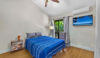 15 KULANIHAKOI St 15E, Kihei, HI 96753