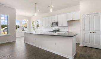 349 Maddox Dr, Aberdeen, NC 28315