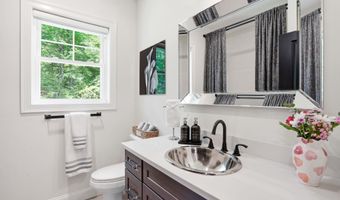47 Indian Rock Rd, Bedford, NH 03110