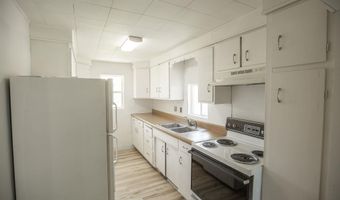 125 S Heckart St, Algona, IA 50511