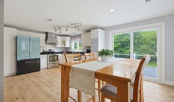 460 Richardson Ave, Attleboro, MA 02703