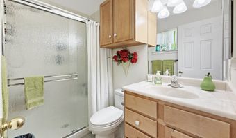 632 MEADOW Ln, Brookings, OR 97415