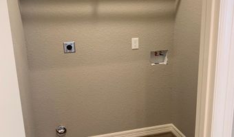 413-415 Hurst St, Angleton, TX 77515