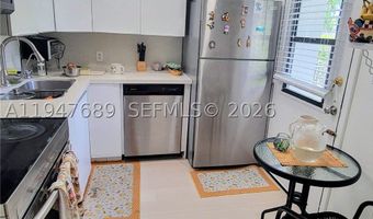 3101 N Country Club Dr 101, Aventura, FL 33180