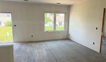 726 SE Ponds Edge Ln, Ankeny, IA 50021