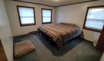 28 Cedar Ln, Cambridge, VT 05464