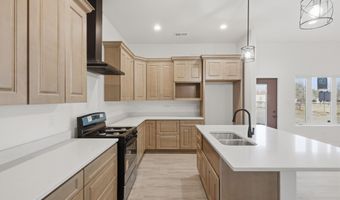 2496 Green, Bosque Farms, NM 87068