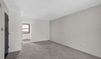 415 25th Ave SW, Altoona, IA 50009