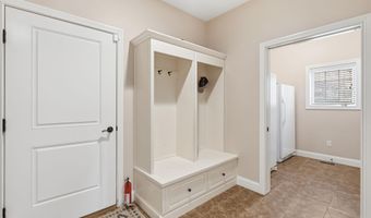 1200 N Hickory Ln, Angola, IN 46703