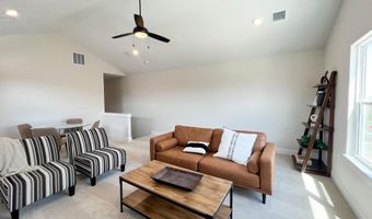 433 E Douglas Ave, Andover, KS 67002