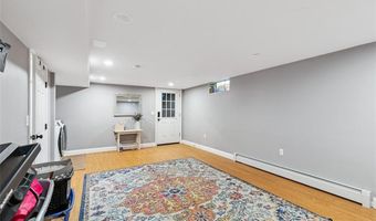 15 Birchwood Dr, Cumberland, RI 02864