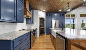 387 Emory Dr, Arab, AL 35016