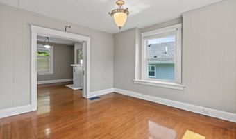 6717 Bramble Ave, Cincinnati, OH 45227