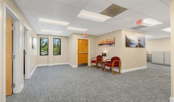 6 Blackstone Valley Place Pl 205, Lincoln, RI 02865