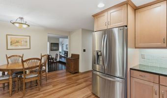 37 Tall Wood Holw, Avon, CT 06001