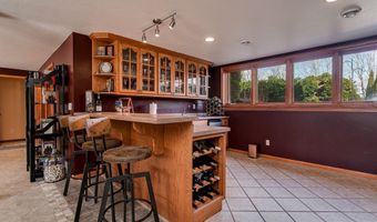 E7009 Jackson Rd, Algoma, WI 54201