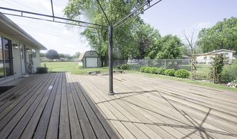 422 Beverly Ave, Addison, IL 60101