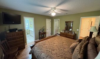 354 Poor Robin Ext, Baxley, GA 31513