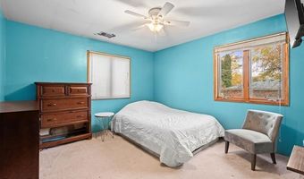 5122 Elizabeth Ln, Almont, MI 48003