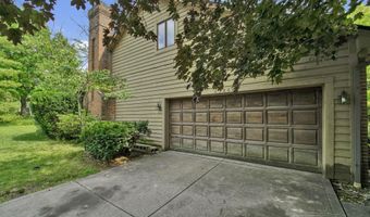 4744 Stonehaven Dr, Columbus, OH 43220