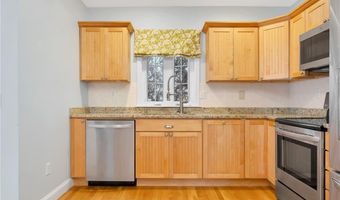 1 Slocum St, Newport, RI 02840