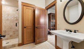 334 Eagle Bend Dr, Bigfork, MT 59911