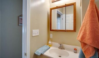2007 Locust Ave, Alton, IL 62002