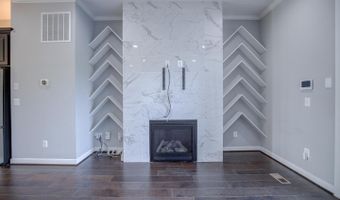 23098 SULLIVANS COVE Sq, Brambleton, VA 20148