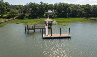 10 Settlers Cv, Beaufort, SC 29907