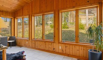 4473 Paper Birch Ln, Acme, MI 49686