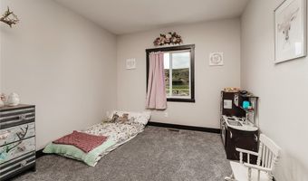 19 Star Haven Dr, Absarokee, MT 59001